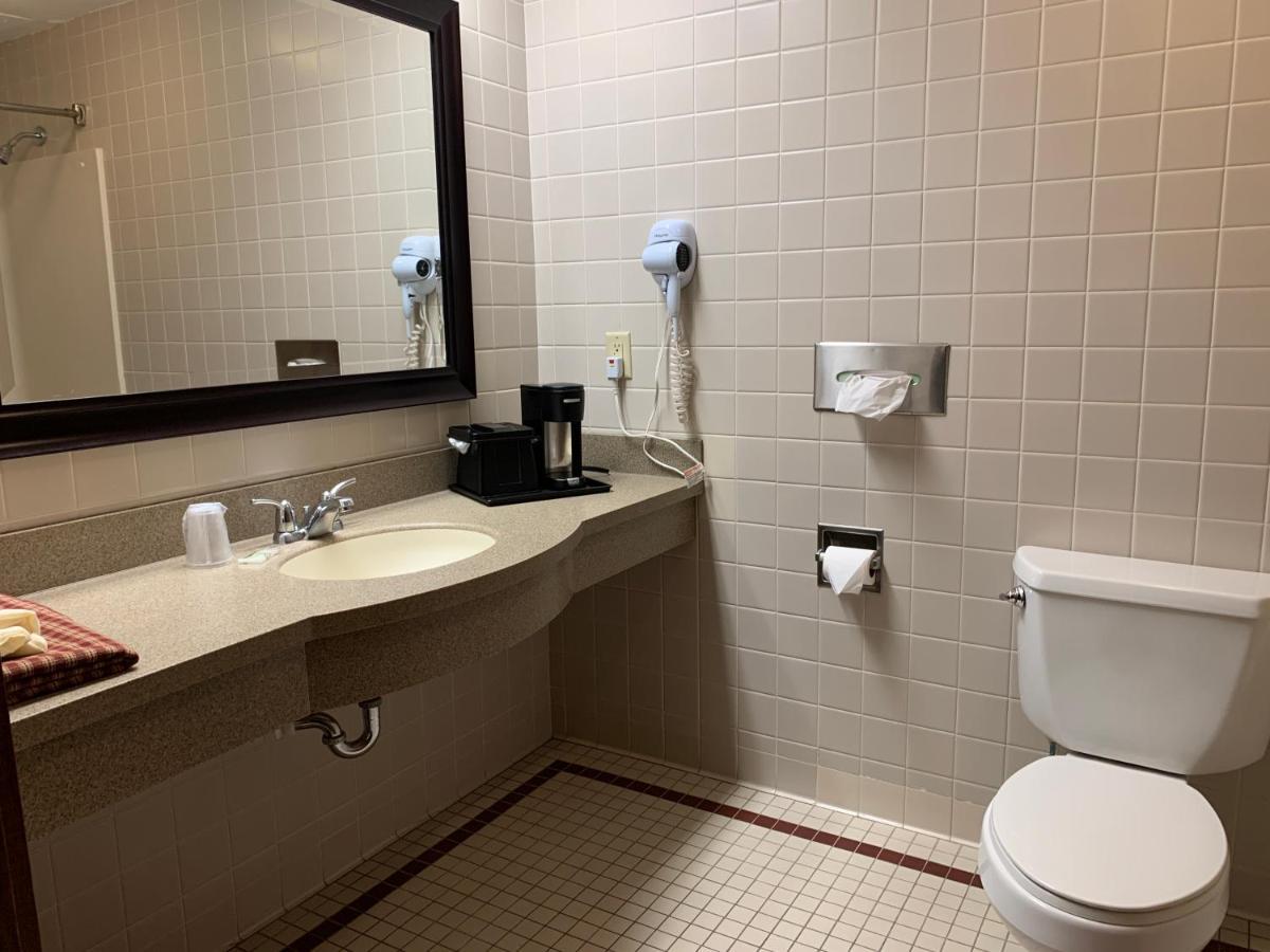 Utica Starved Rock Lodge & Conference Center מראה חיצוני תמונה