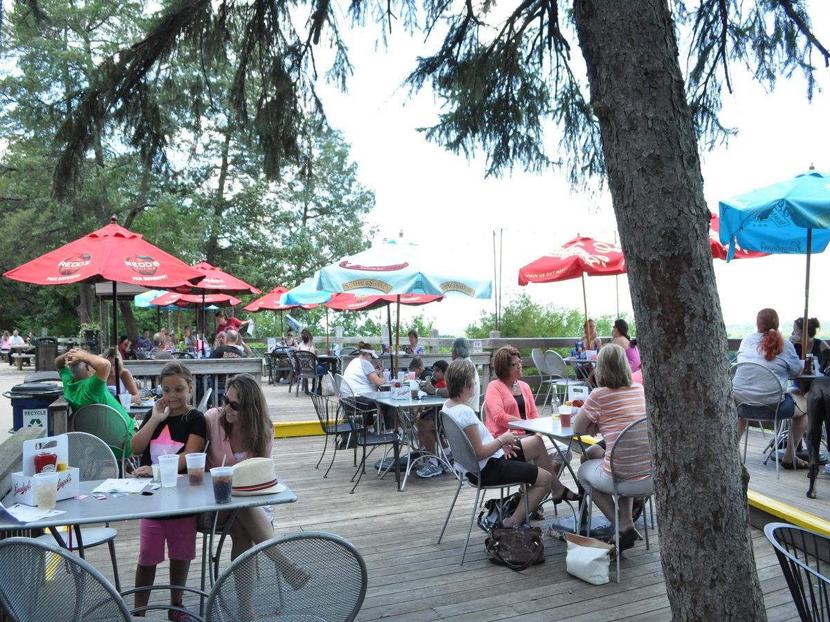Utica Starved Rock Lodge & Conference Center מראה חיצוני תמונה